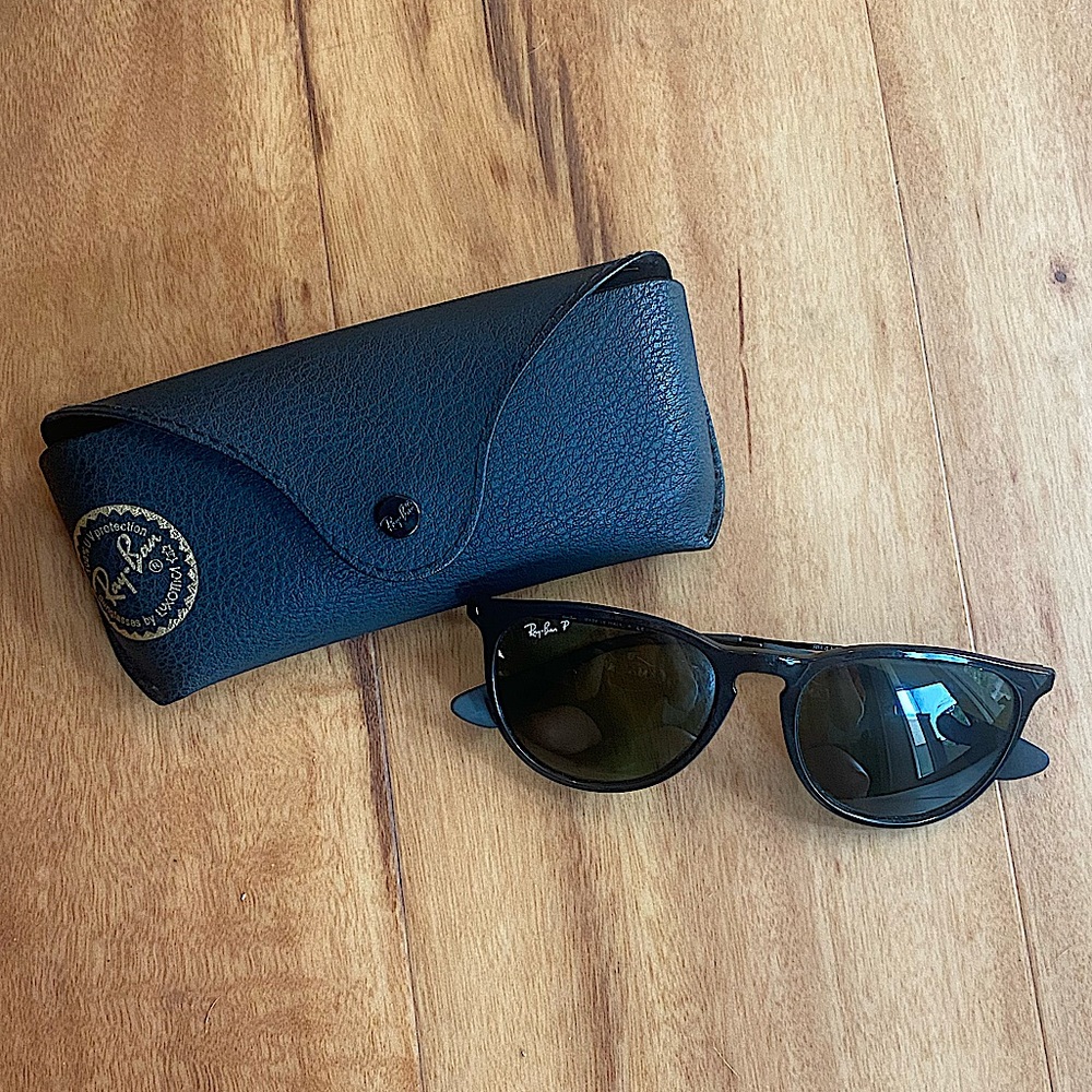 RAYBAN POLARIZED TRANSPARENT GRADIENT BLACK AVIATOR SUNGLASSES